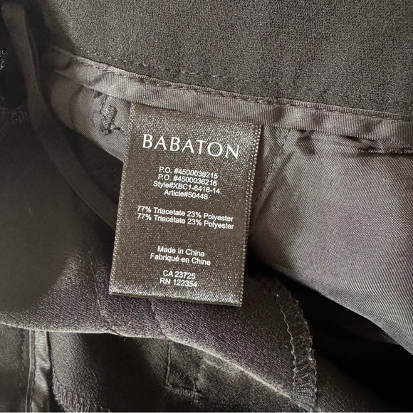 Aritzia Babaton Black Pleated Mini Shorts Size 2 - Picture 4 of 7